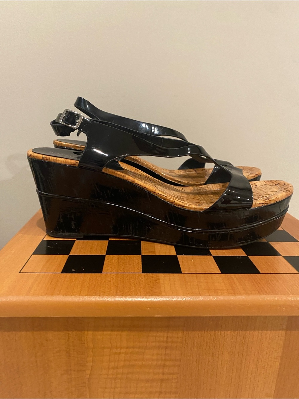 Donald J. Pliner Delon platform wedge patent leather sandal 10M black